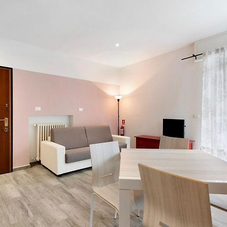 Sweet Home Apartments Peperoncino أرونا المظهر الخارجي الصورة